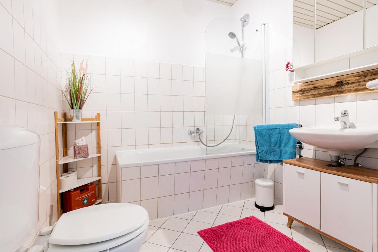 Helle Wohnung In Top-Lage, Hasselbachplatz - Altstadt, W-Lan, 4 Schlafplaetze Magdeburgo Exterior foto